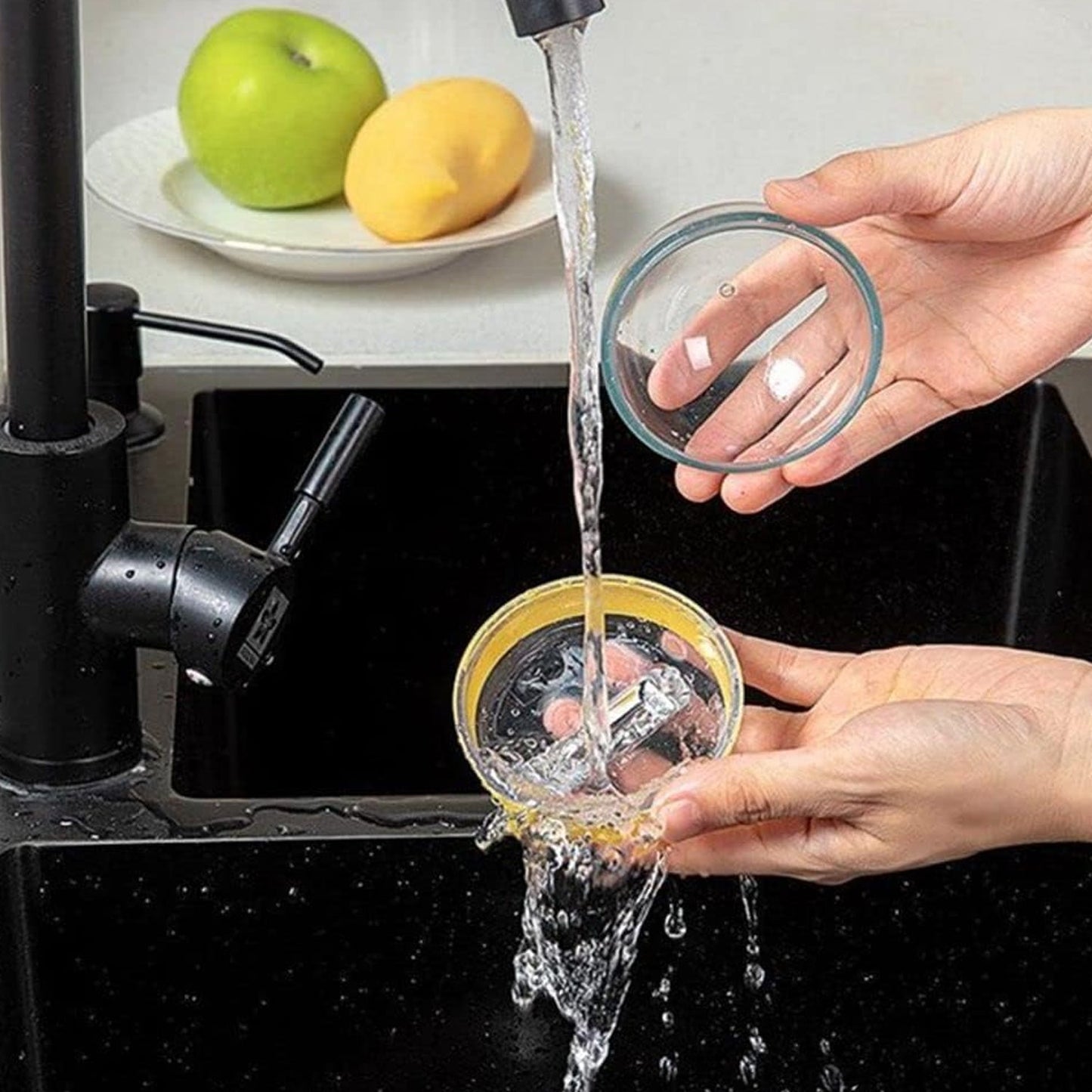 round peeler tool with detachable waste holder, fruit and veggie peeler with hygienic design, colorful round kitchen peeler with waste collector