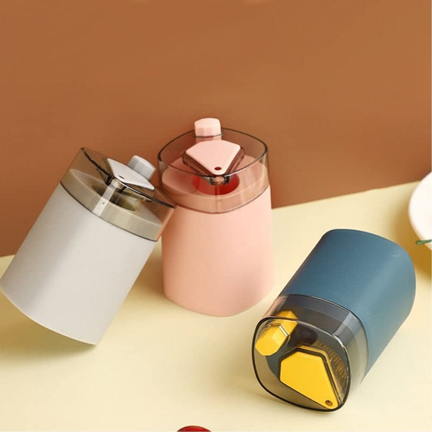 Safe toothpick dispenser with automatic -up function, thickened for durability. toothpick holder, pop up toothpick dispenser, automatic toothpick box, kitchen toothpick container, restaurant table accessories, plastic toothpick holder