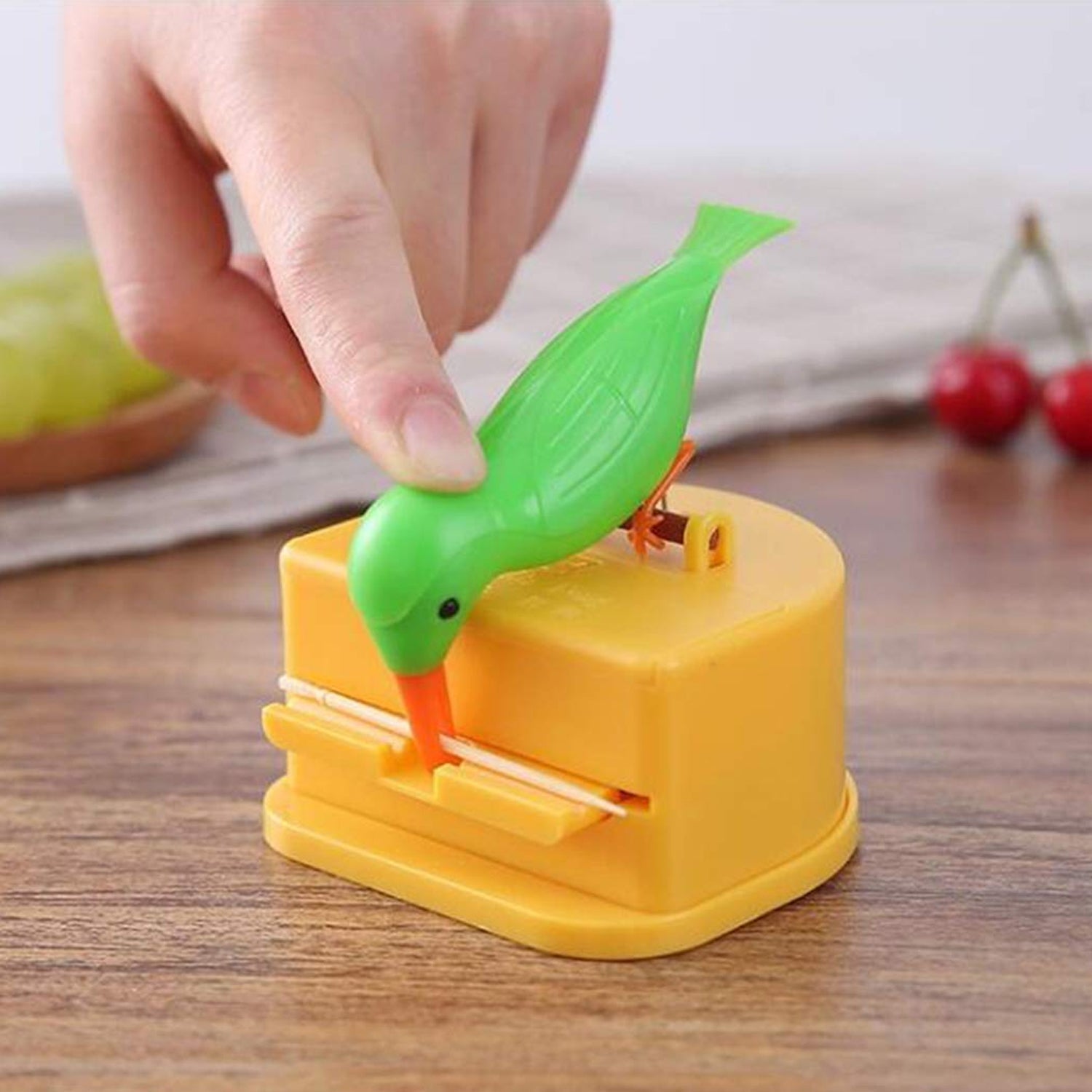 bird design toothpick holder, press type toothpick dispenser, smart toothpick box, portable toothpick storage, ABS toothpick container, kitchen toothpick holder