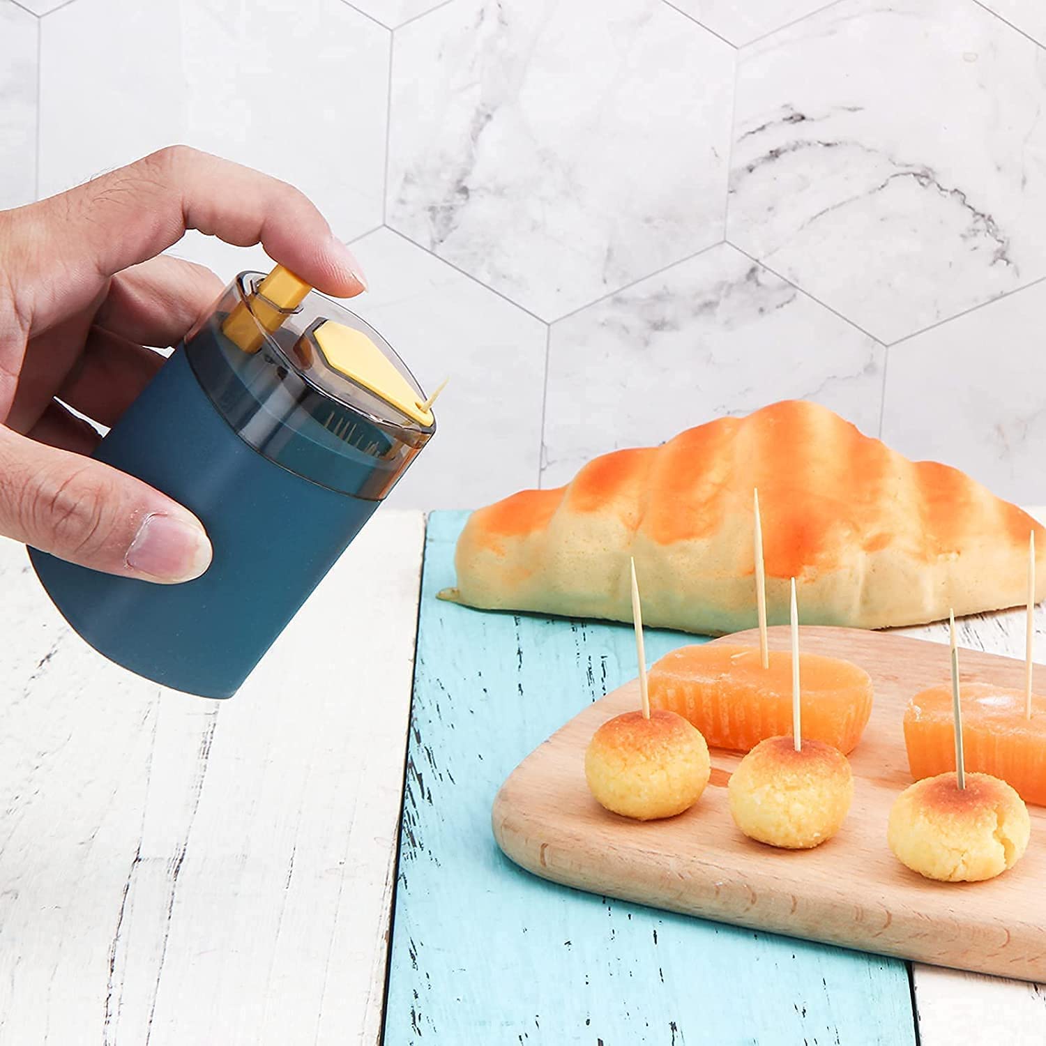 Automatic -up toothpick dispenser, thickened container for safe and easy use. toothpick holder, pop up toothpick dispenser, automatic toothpick box, kitchen toothpick container, restaurant table accessories, plastic toothpick holder