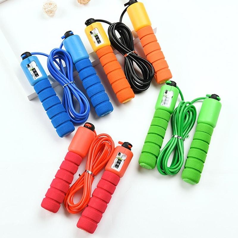 Electronic skipping rope with counter for fitness. electronic counting skipping rope, digital jump rope with counter, fitness skipping rope for weight loss, foam handle skipping rope, adjustable 9ft jump rope