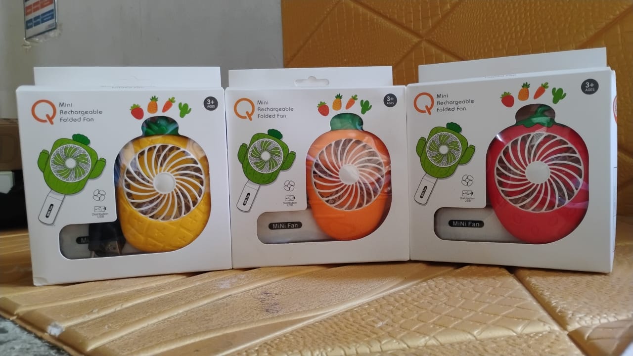 USB rechargeable gadgets, mix colour portable fans