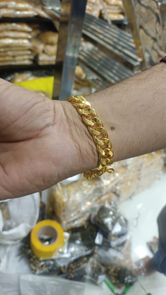 gold cuban bracelet for men, cuban link bracelet for men, gold bracelet for men, stylish bracelet for men, iron bracelet for men, gold chain bracelet men, men’s cuban chain bracelet, heavy bracelet for men, men’s fashion bracelet, cuban chain men India

