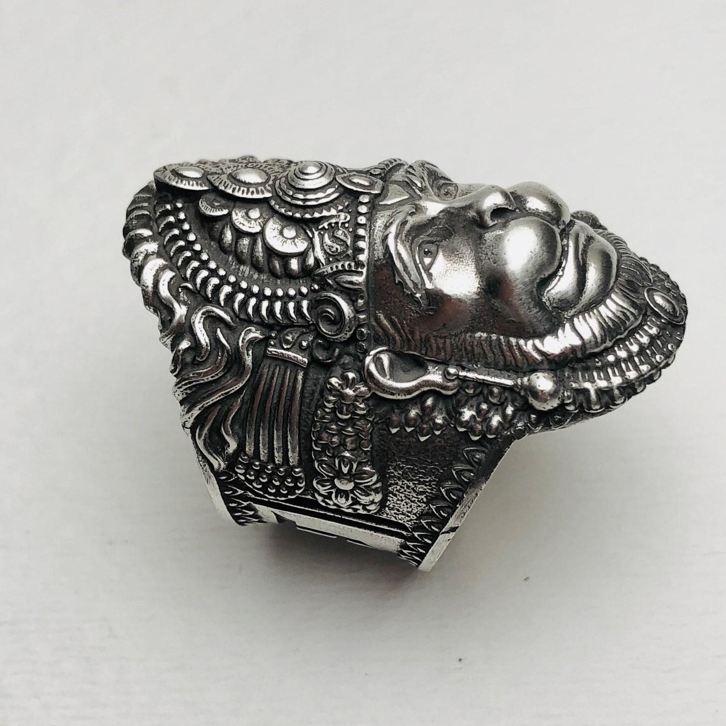 religious silver ring for men, buy hanuman silver ring online india, men's spiritual silver ring with hanuman design, silver ring for hanuman devotees, bajrangbali jewelry for men silver ring, sterling silver hanuman ring for protection