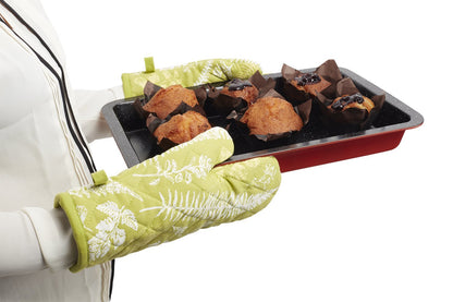 Cotton baking pad, heat proof, for use in microwave and oven. oven glove cotton, baking gloves heat proof, microwave mittens, kitchen gloves for cooking, long oven gloves, heat resistant glove, washable oven mitt, OTG glove, unisex baking mitt