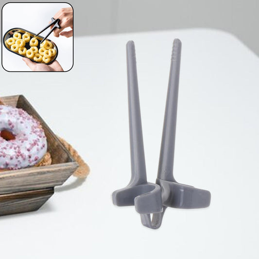 plastic finger chopsticks for eating snacks while gaming, gamer snack clips for clean hands during play, 3 piece finger food clips for chips and fries, 