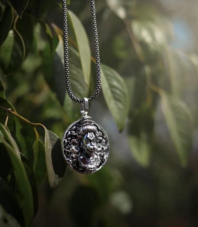 Hanuman Ji Pendant with Oxidised Silver Chain for Men – Religious Bajrangbali Necklace, Hanuman ji pendant, oxidised silver Hanuman pendant, Hanuman pendant with chain, Hanuman ji chain for men, religious Hanuman pendant, Bajrangbali pendant chain, oxidised silver chain with pendant, alloy Hanuman ji necklace, Hanuman ji locket for men, spiritual Hanuman jewellery, Hanuman pendant for daily wear, Hanuman ji chain online India, Hanuman locket with oxidised finish, Hindu god Hanuman pendant