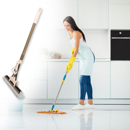 Lightweight and easy to use sponge mop with durable handle