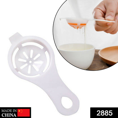 Eco-friendly egg separator spoon with smooth design to keep yolk intact and separate whites