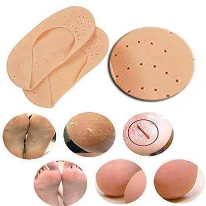 Flexible moisturizing silicone foot socks for pain relief