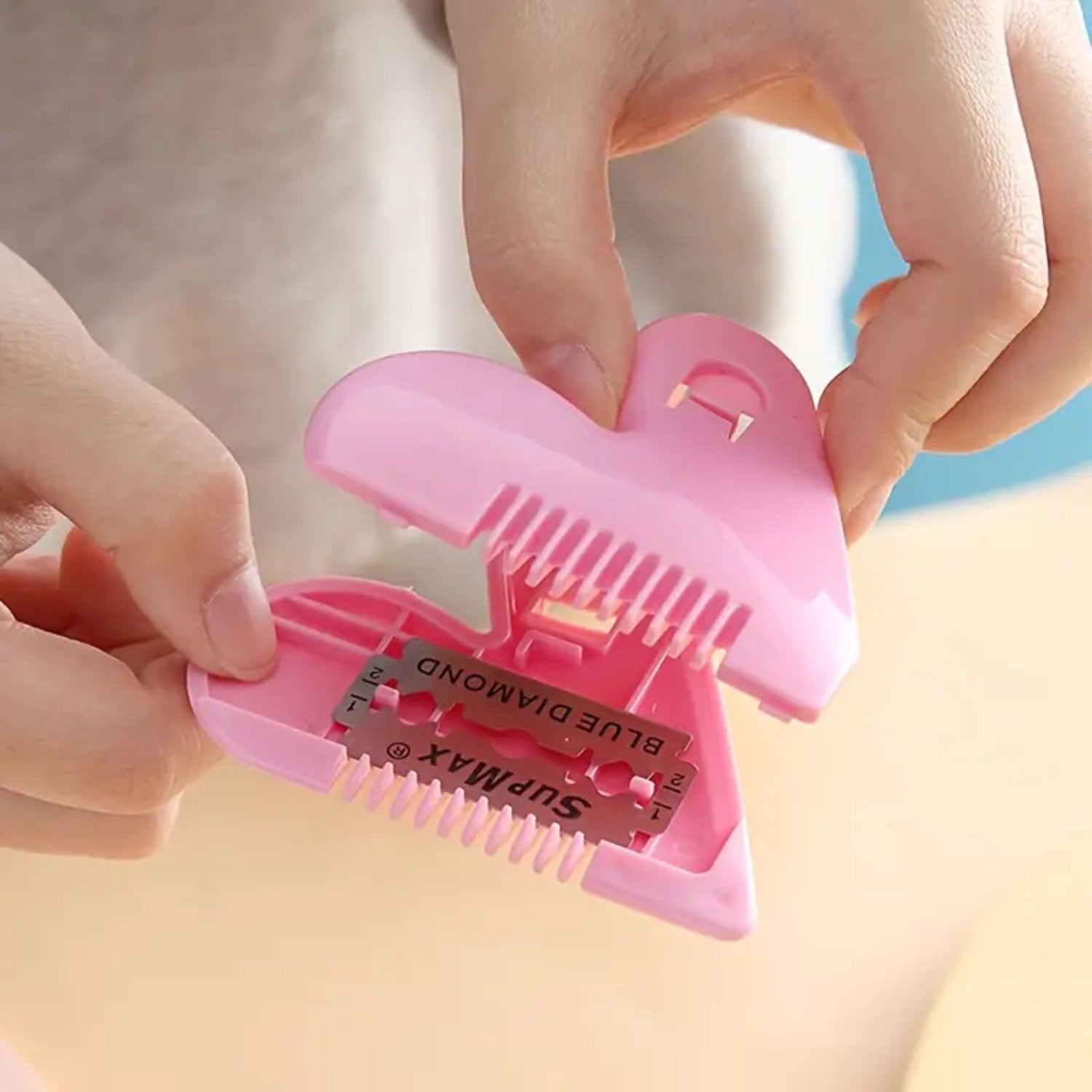Pink Heart Beauty Shears, Heart shaped kid’s hair scissors ergonomic plastic handle
