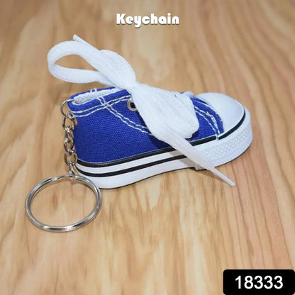 Classic Sneaker Keychain, Lightweight Converse style mini shoe keychain for backpacks