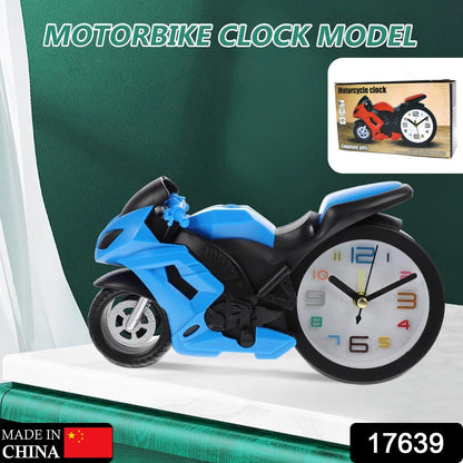 Silent non-ticking fashioned alarm clock for kids’ room