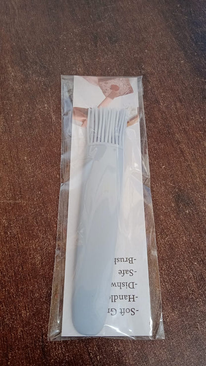 Non shedding silicone oil basting brush with PP handle