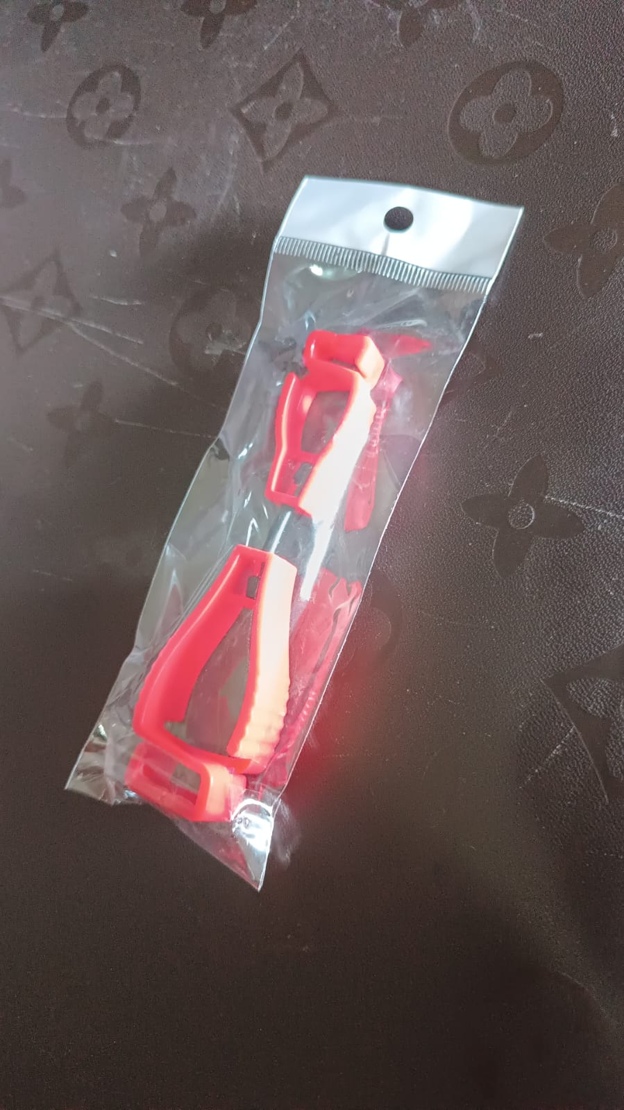 glove keeper clip, belt clip tool grabber, glove grabber holder, safety belt clip glove clip, plastic glove grabber, universal glove clip, gear clip holder

