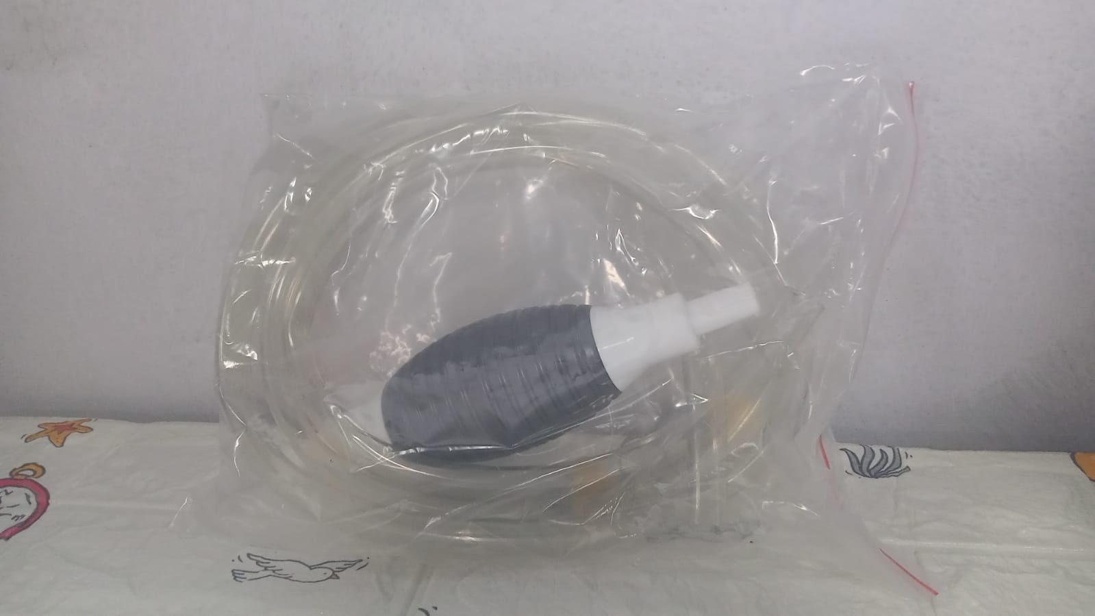 fuel transfer pump, hand siphon pump, petrol diesel oil pump, manual liquid transfer pump, portable fuel pump, emergency car fuel pump, siphon kit, rubber hand pump