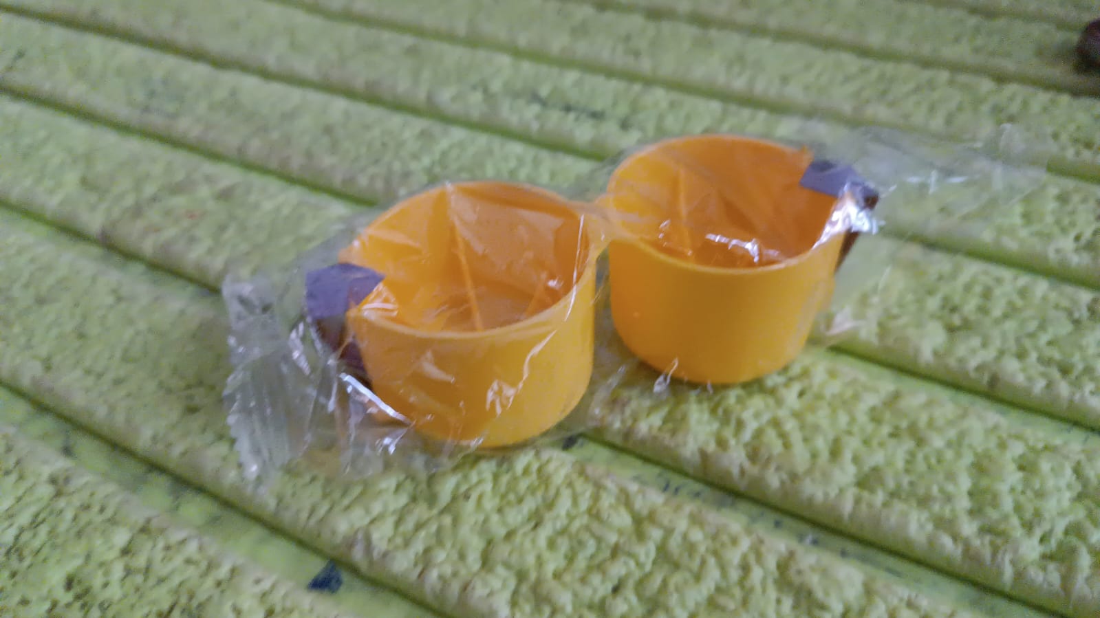 egg shell cutter for soft boiled egg dishes, user-friendly egg shell opener for kitchens in India,